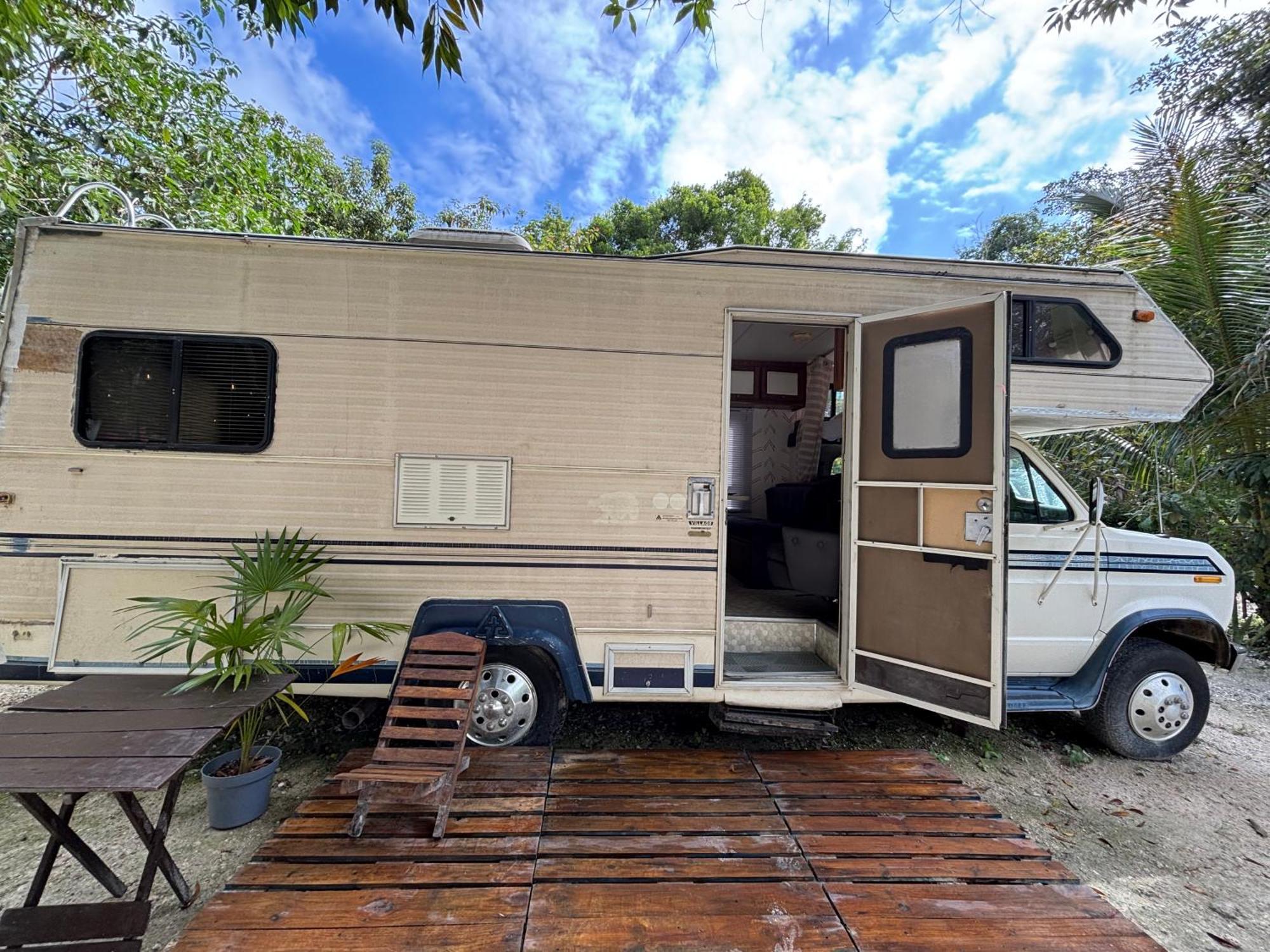 Momotoh Camper Hotel Xpujil Kültér fotó