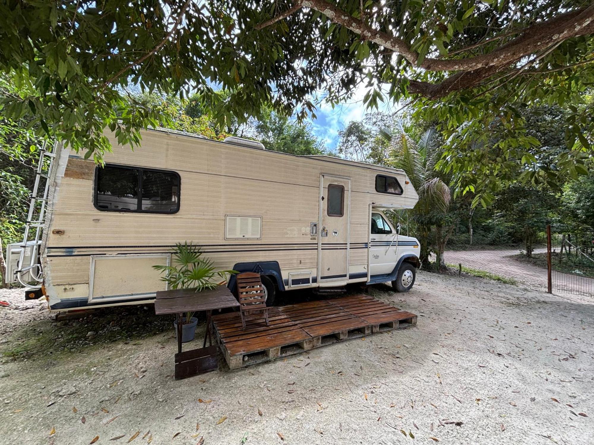 Momotoh Camper Hotel Xpujil Kültér fotó