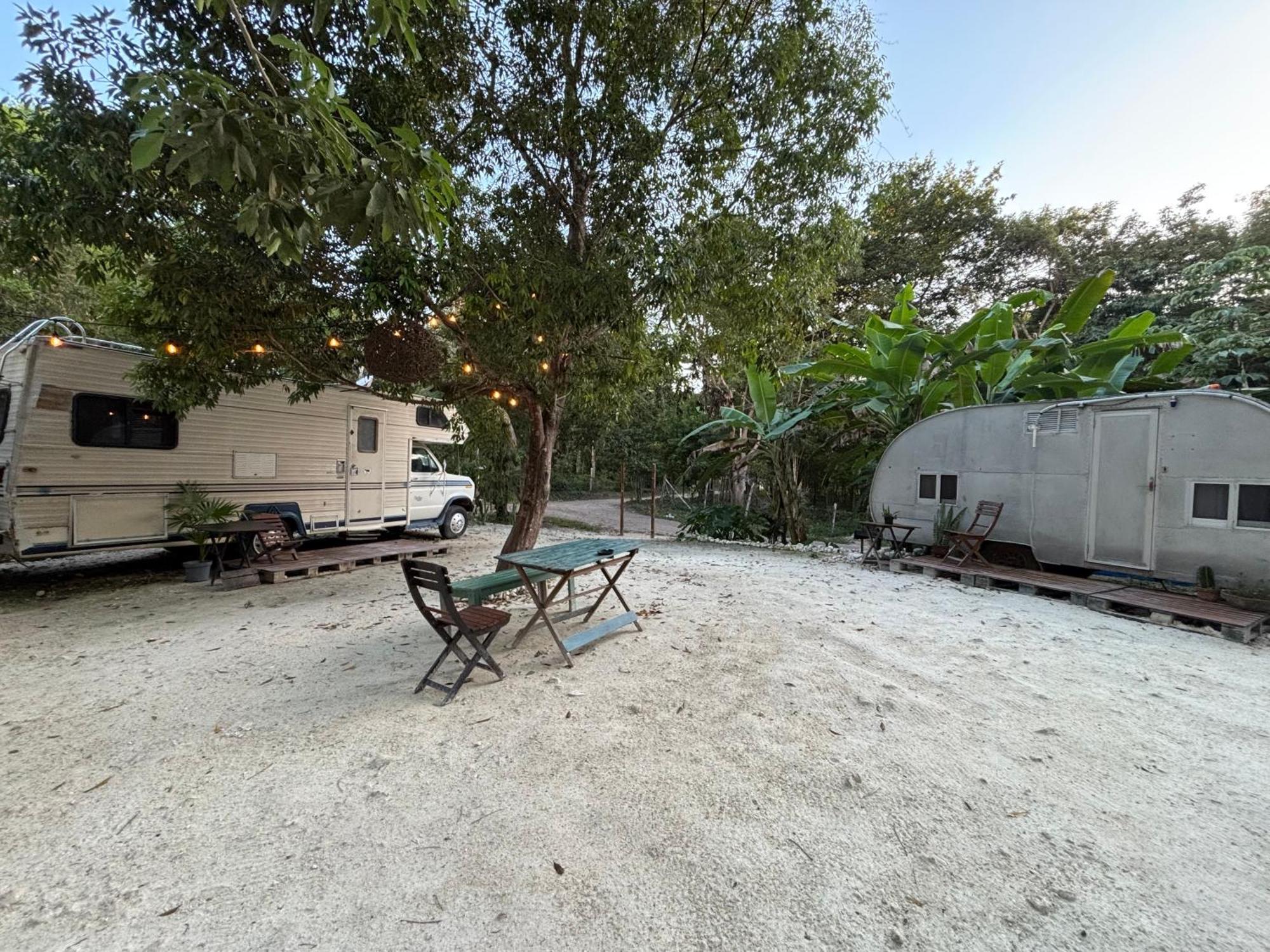 Momotoh Camper Hotel Xpujil Kültér fotó