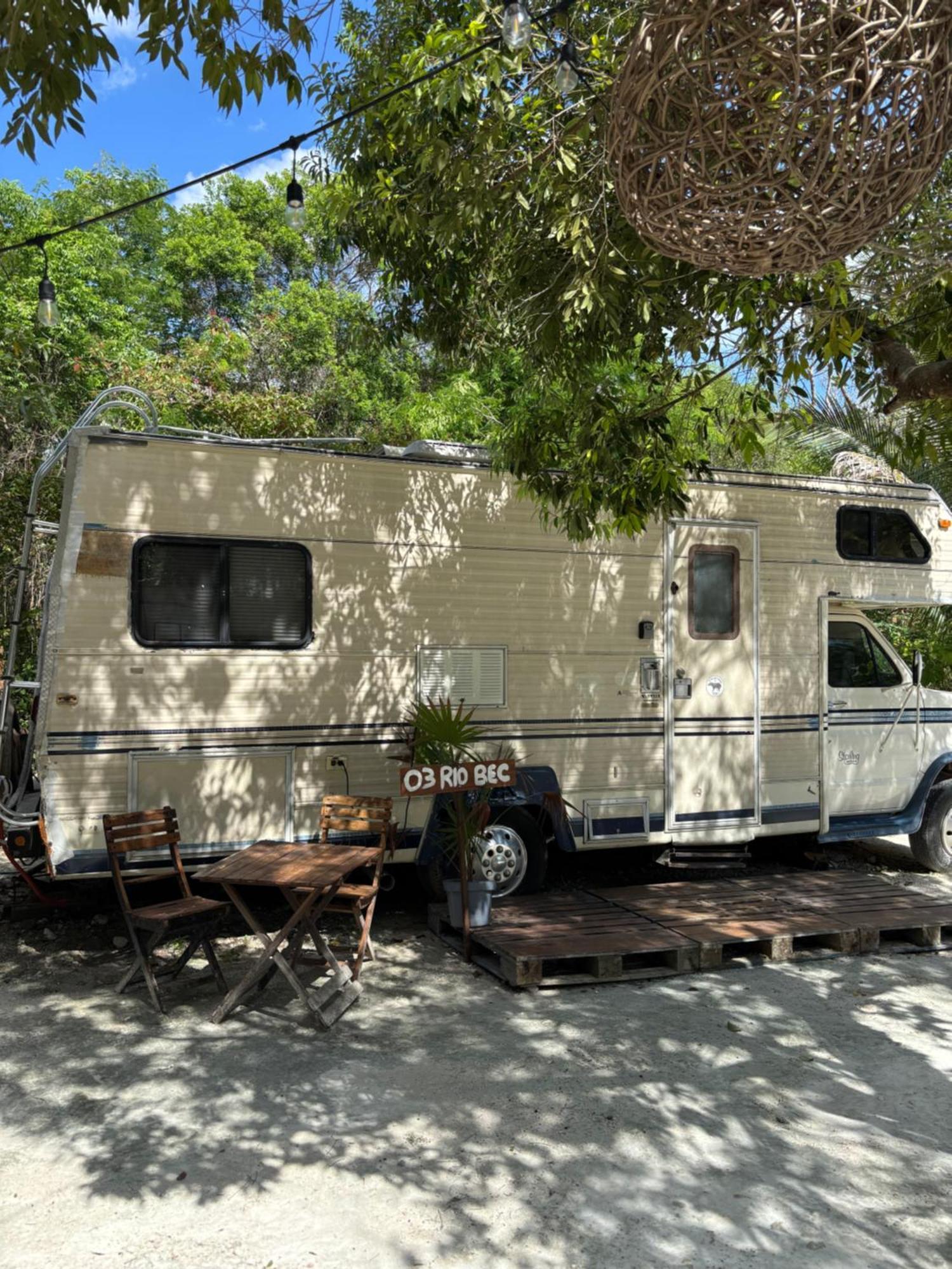 Momotoh Camper Hotel Xpujil Kültér fotó